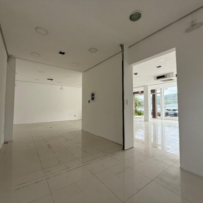 Terreno Comercial com 1766m², no bairro Santo Antônio De Lisboa em Florianópolis