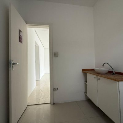 Terreno Comercial com 1766m², no bairro Santo Antônio De Lisboa em Florianópolis