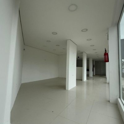 Terreno Comercial com 1766m², no bairro Santo Antônio De Lisboa em Florianópolis