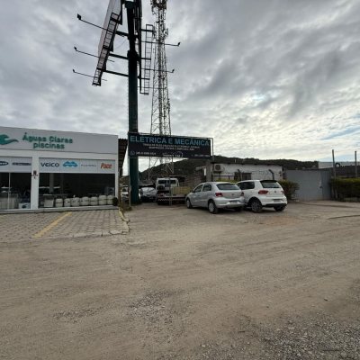Terreno Comercial com 1766m², no bairro Santo Antônio De Lisboa em Florianópolis