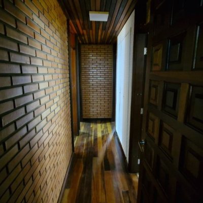 Casa Residencial com 367m², 4 quartos, 1 garagem, no bairro Canasvieiras em Florianópolis