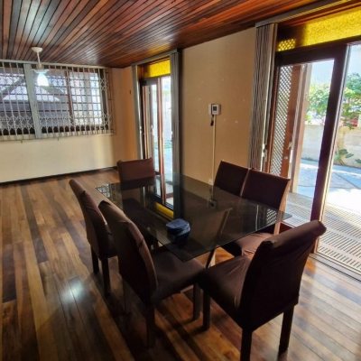 Casa Residencial com 367m², 4 quartos, 1 garagem, no bairro Canasvieiras em Florianópolis