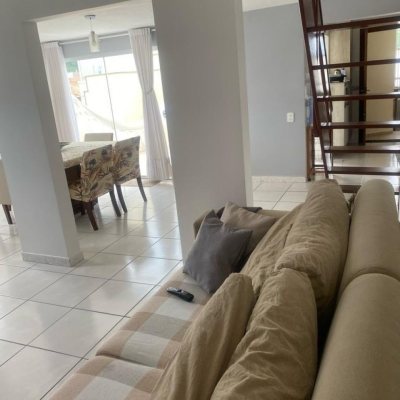 Cobertura com 80m², 2 quartos, 1 garagem, no bairro Canasvieiras em Florianópolis