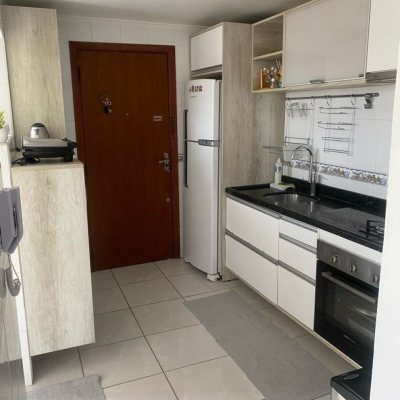 Cobertura com 80m², 2 quartos, 1 garagem, no bairro Canasvieiras em Florianópolis