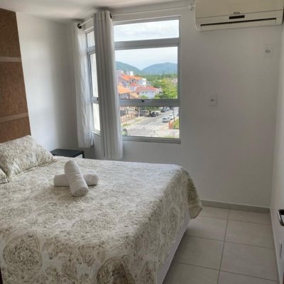 Cobertura com 80m², 2 quartos, 1 garagem, no bairro Canasvieiras em Florianópolis