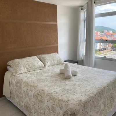 Cobertura com 80m², 2 quartos, 1 garagem, no bairro Canasvieiras em Florianópolis