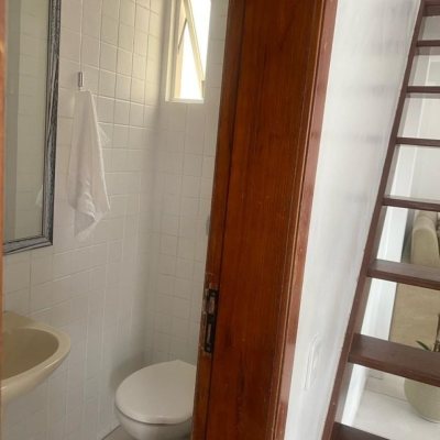 Cobertura com 80m², 2 quartos, 1 garagem, no bairro Canasvieiras em Florianópolis