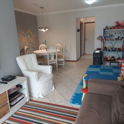 Apartamentos com 108m², 3 quartos, 1 suíte, 1 garagem, no bairro Bom Abrigo em Florianópolis