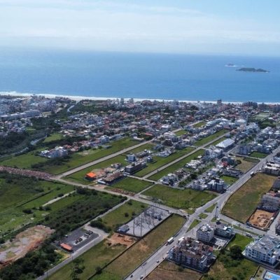 Casa em Condomínio com 360m², 4 quartos, 4 suítes, 4 garagens, no bairro Ingleses do Rio Vermelho em Florianópolis