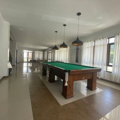 Casa em Condomínio com 192m², 4 quartos, 1 suíte, 2 garagens, no bairro Cachoeira Do Bom Jesus em Florianópolis