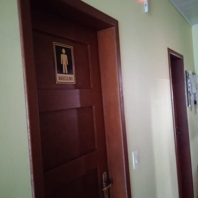 Casa Residencial com 130m², 2 quartos, 3 garagens, no bairro Balneário em Florianópolis