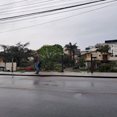 Terreno Comercial/Residencial com 1203m², no bairro Ingleses em Florianópolis