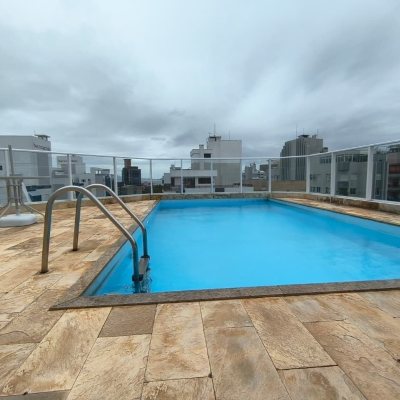 Apartamentos com 92m², 2 quartos, 1 suíte, 1 garagem, no bairro Centro em Florianópolis