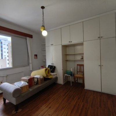 Apartamentos com 92m², 2 quartos, 1 suíte, 1 garagem, no bairro Centro em Florianópolis