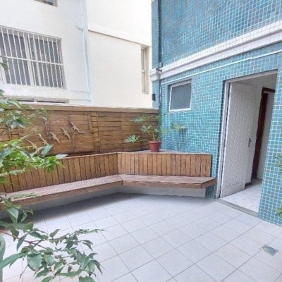 Apartamentos com 32m², 1 quarto, 1 garagem, no bairro Centro em Florianópolis