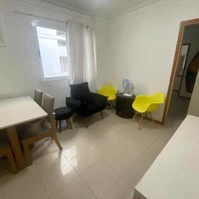Apartamentos com 32m², 1 quarto, 1 garagem, no bairro Centro em Florianópolis