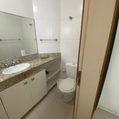 Apartamentos com 32m², 1 quarto, 1 garagem, no bairro Centro em Florianópolis