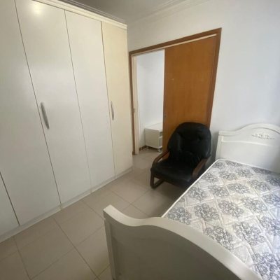 Apartamentos com 32m², 1 quarto, 1 garagem, no bairro Centro em Florianópolis