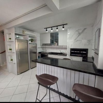 Apartamentos com 96m², 3 quartos, 2 suítes, 1 garagem, no bairro Kobrasol em São José