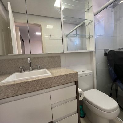 Apartamentos com 111m², 3 quartos, 3 suítes, 2 garagens, no bairro Campinas em São José