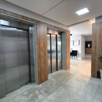 Apartamentos com 65m², 2 quartos, 1 suíte, 1 garagem, no bairro Trindade em Florianópolis