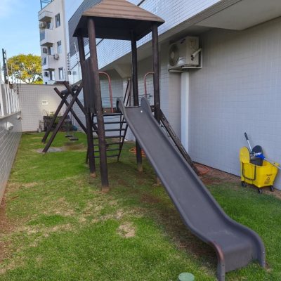 Apartamentos com 65m², 2 quartos, 1 suíte, 1 garagem, no bairro Trindade em Florianópolis