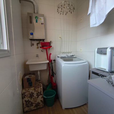 Apartamentos com 65m², 2 quartos, 1 suíte, 1 garagem, no bairro Trindade em Florianópolis
