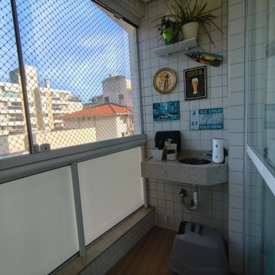 Apartamentos com 65m², 2 quartos, 1 suíte, 1 garagem, no bairro Trindade em Florianópolis