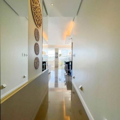 Cobertura com 178m², 3 quartos, 1 suíte, 2 garagens, no bairro Monte Verde em Florianópolis