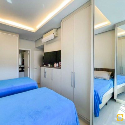 Cobertura com 178m², 3 quartos, 1 suíte, 2 garagens, no bairro Monte Verde em Florianópolis