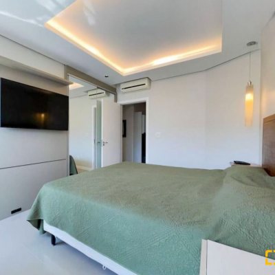 Cobertura com 178m², 3 quartos, 1 suíte, 2 garagens, no bairro Monte Verde em Florianópolis