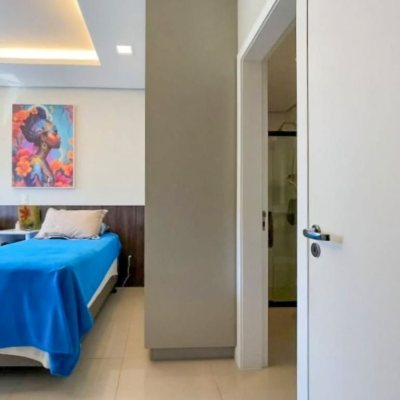 Cobertura com 178m², 3 quartos, 1 suíte, 2 garagens, no bairro Monte Verde em Florianópolis