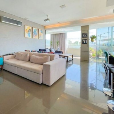 Cobertura com 178m², 3 quartos, 1 suíte, 2 garagens, no bairro Monte Verde em Florianópolis