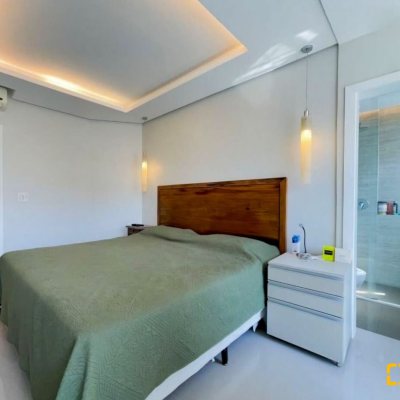 Cobertura com 178m², 3 quartos, 1 suíte, 2 garagens, no bairro Monte Verde em Florianópolis