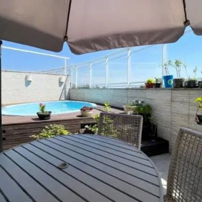 Cobertura com 178m², 3 quartos, 1 suíte, 2 garagens, no bairro Monte Verde em Florianópolis