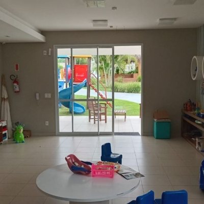 Apartamentos com 90m², 3 quartos, 1 suíte, 2 garagens, no bairro Campeche em Florianópolis