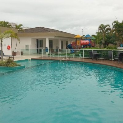 Apartamentos com 90m², 3 quartos, 1 suíte, 2 garagens, no bairro Campeche em Florianópolis