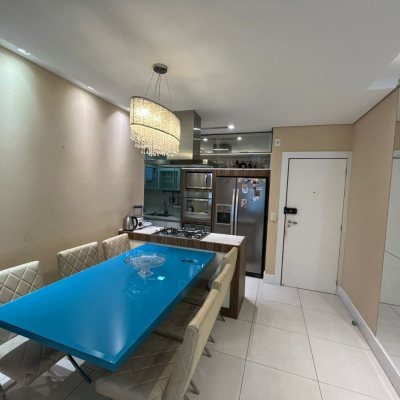 Apartamentos com 90m², 3 quartos, 1 suíte, 2 garagens, no bairro Campeche em Florianópolis