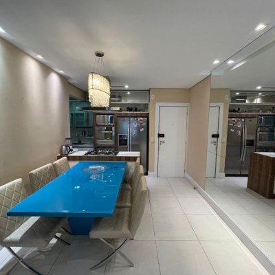 Apartamentos com 90m², 3 quartos, 1 suíte, 2 garagens, no bairro Campeche em Florianópolis