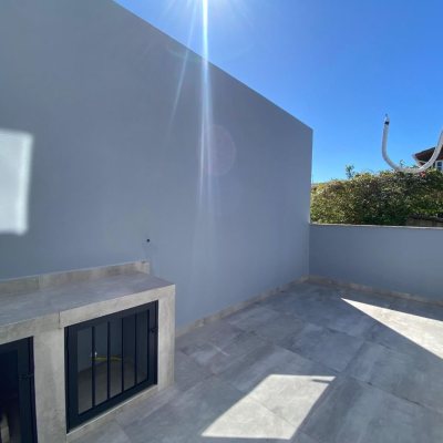 Casa Residencial com 300m², 4 quartos, 2 suítes, 2 garagens, no bairro Praia do Sonho (Ens Brito) em Palhoça