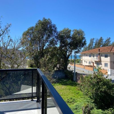 Casa Residencial com 300m², 4 quartos, 2 suítes, 2 garagens, no bairro Praia do Sonho (Ens Brito) em Palhoça