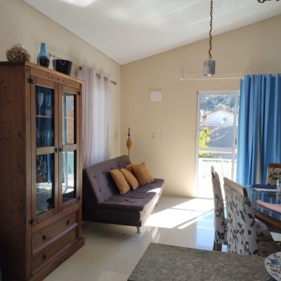 Pousada com 284m², 9 quartos, 1 suíte, 6 garagens, no bairro Canasvieiras em Florianópolis