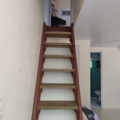 Pousada com 284m², 9 quartos, 1 suíte, 6 garagens, no bairro Canasvieiras em Florianópolis