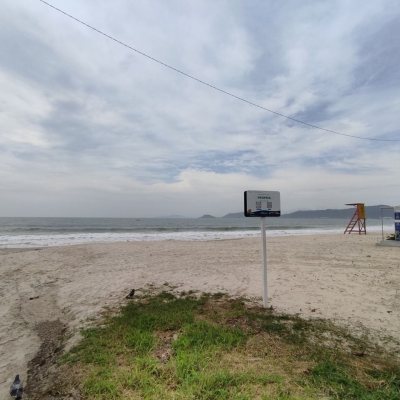 Casa Residencial com 279m², 7 quartos, 5 suítes, 4 garagens, no bairro Canasvieiras em Florianópolis