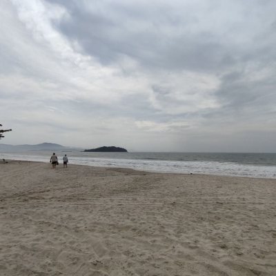 Casa Residencial com 279m², 7 quartos, 5 suítes, 4 garagens, no bairro Canasvieiras em Florianópolis