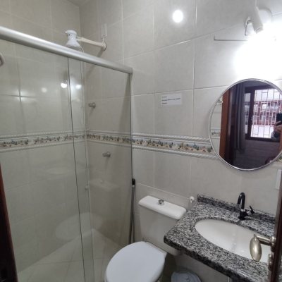 Casa Residencial com 279m², 7 quartos, 5 suítes, 4 garagens, no bairro Canasvieiras em Florianópolis