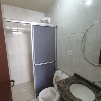 Casa Residencial com 279m², 7 quartos, 5 suítes, 4 garagens, no bairro Canasvieiras em Florianópolis