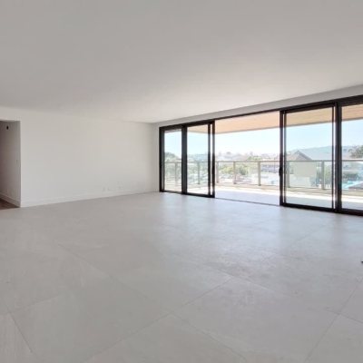Apartamentos com 232m², 3 quartos, 3 suítes, 3 garagens, no bairro Jurerê Internacional em Florianópolis