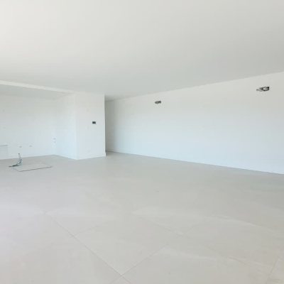 Apartamentos com 232m², 3 quartos, 3 suítes, 3 garagens, no bairro Jurerê Internacional em Florianópolis