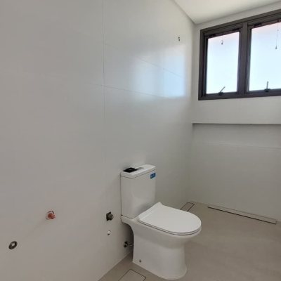 Apartamentos com 232m², 3 quartos, 3 suítes, 3 garagens, no bairro Jurerê Internacional em Florianópolis